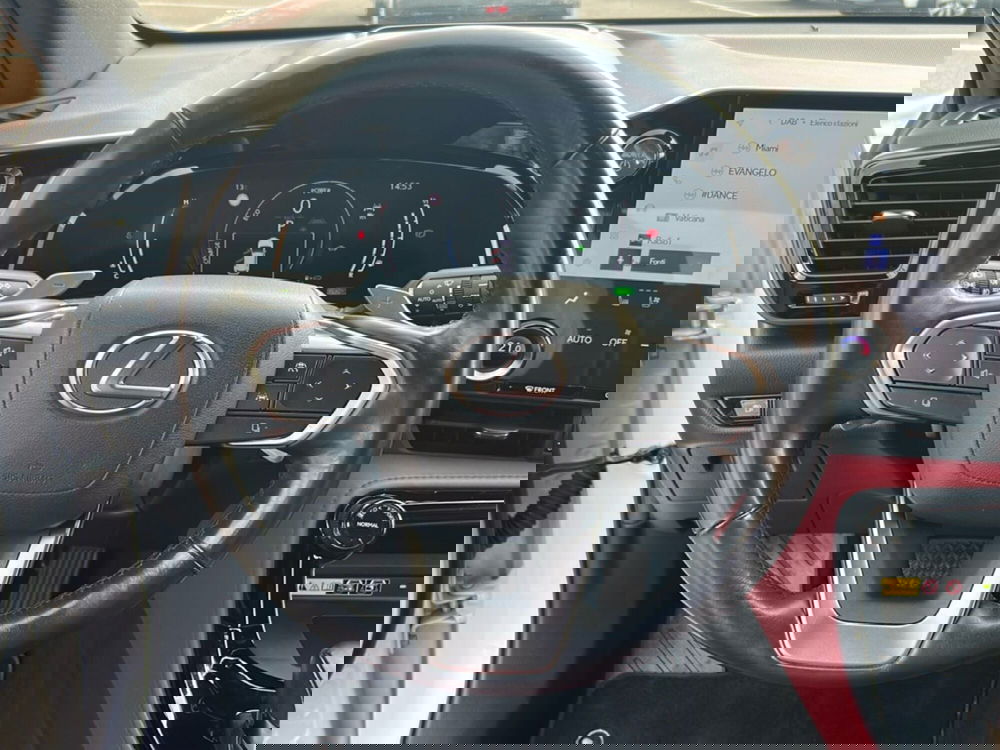 Lexus NX usata a Piacenza (12)