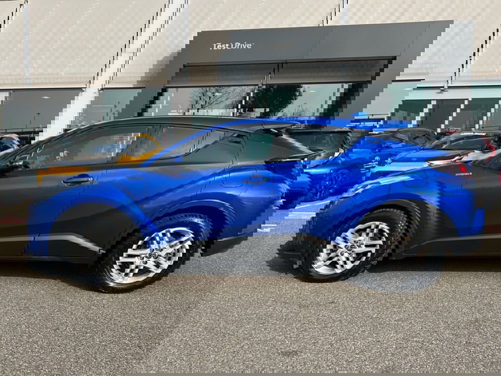 Toyota Toyota C-HR usata a Piacenza (4)