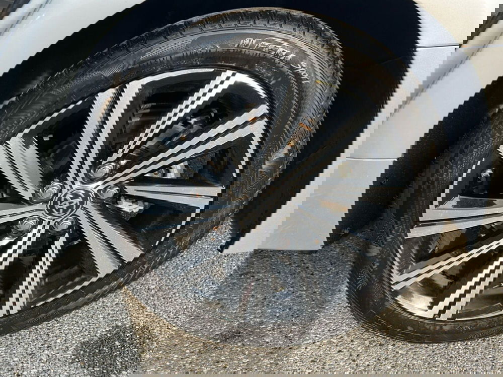 Toyota Corolla Touring Sports usata a Piacenza (13)