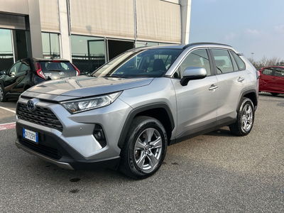 Toyota Rav4 HV (218CV) E-CVT 2WD Active del 2024 usata a Piacenza