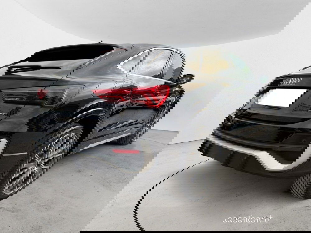 Audi Q3 Sportback usata a Salerno (6)