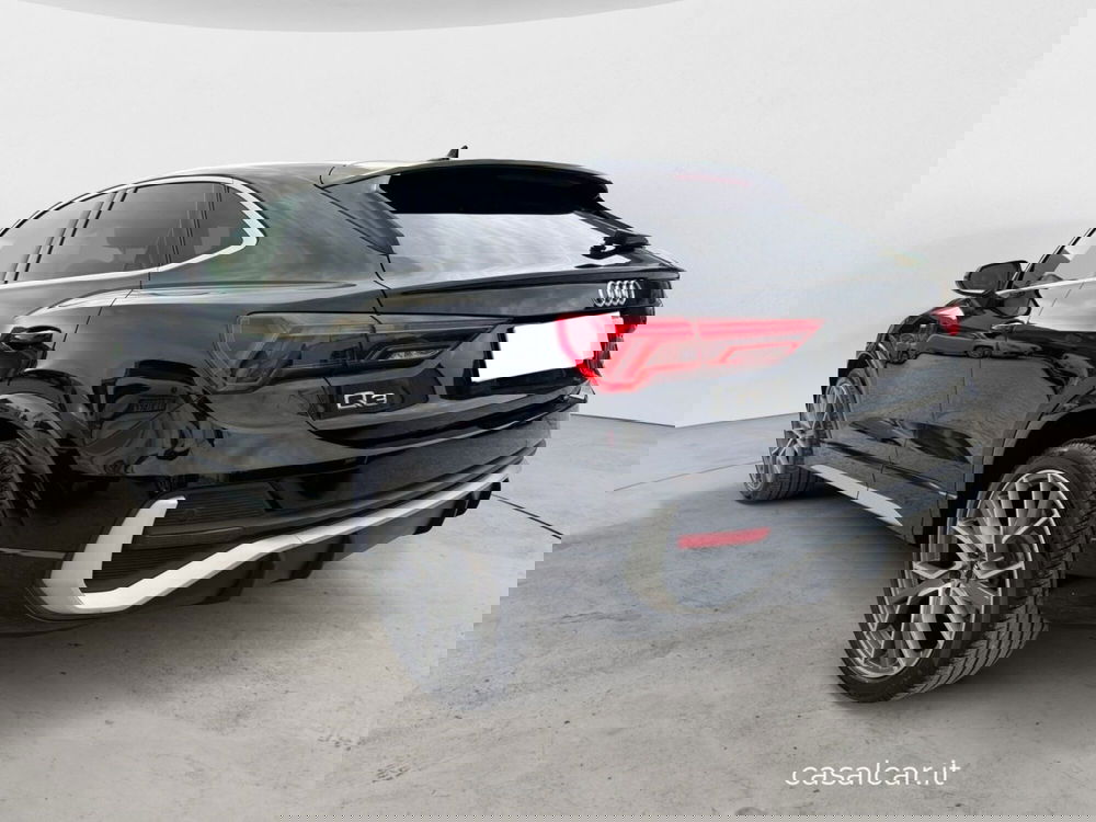 Audi Q3 Sportback usata a Salerno (8)