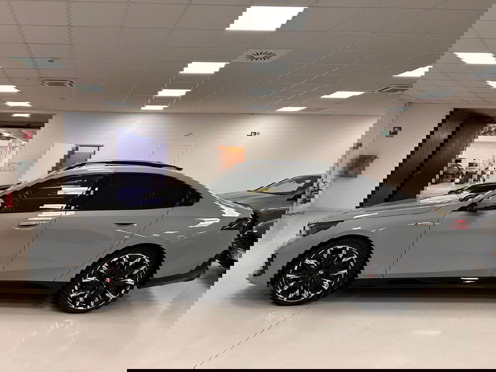 BMW Serie 5 usata a Cuneo (6)