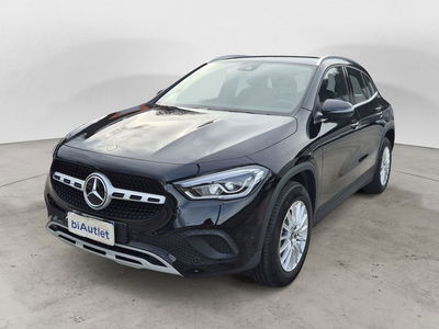 Mercedes-Benz GLA SUV 250 e EQ-Power Automatic Sport del 2023 usata a Alessandria