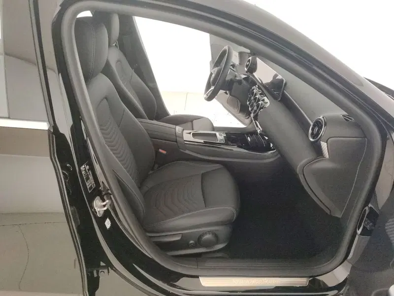 Mercedes-Benz Classe A nuova a Alessandria (10)
