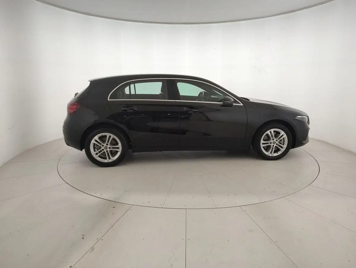 Mercedes-Benz Classe A nuova a Alessandria (5)
