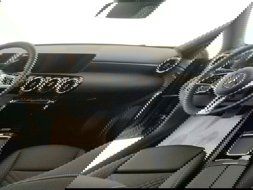 Mercedes-Benz Classe A nuova a Alessandria (11)