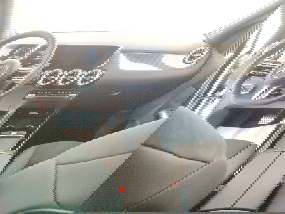 Mercedes-Benz Classe B nuova a Alessandria (8)