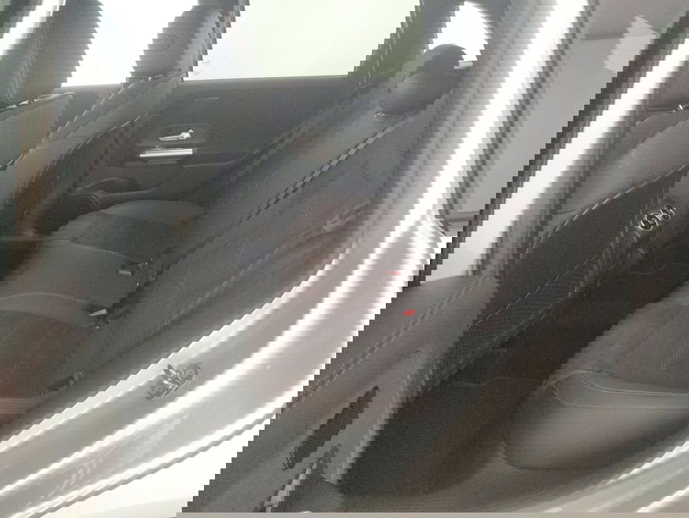 Mercedes-Benz Classe B nuova a Alessandria (7)