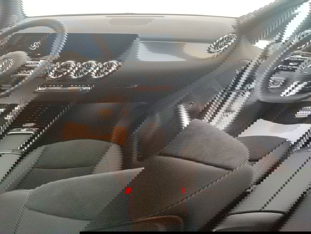 Mercedes-Benz Classe B nuova a Alessandria (8)