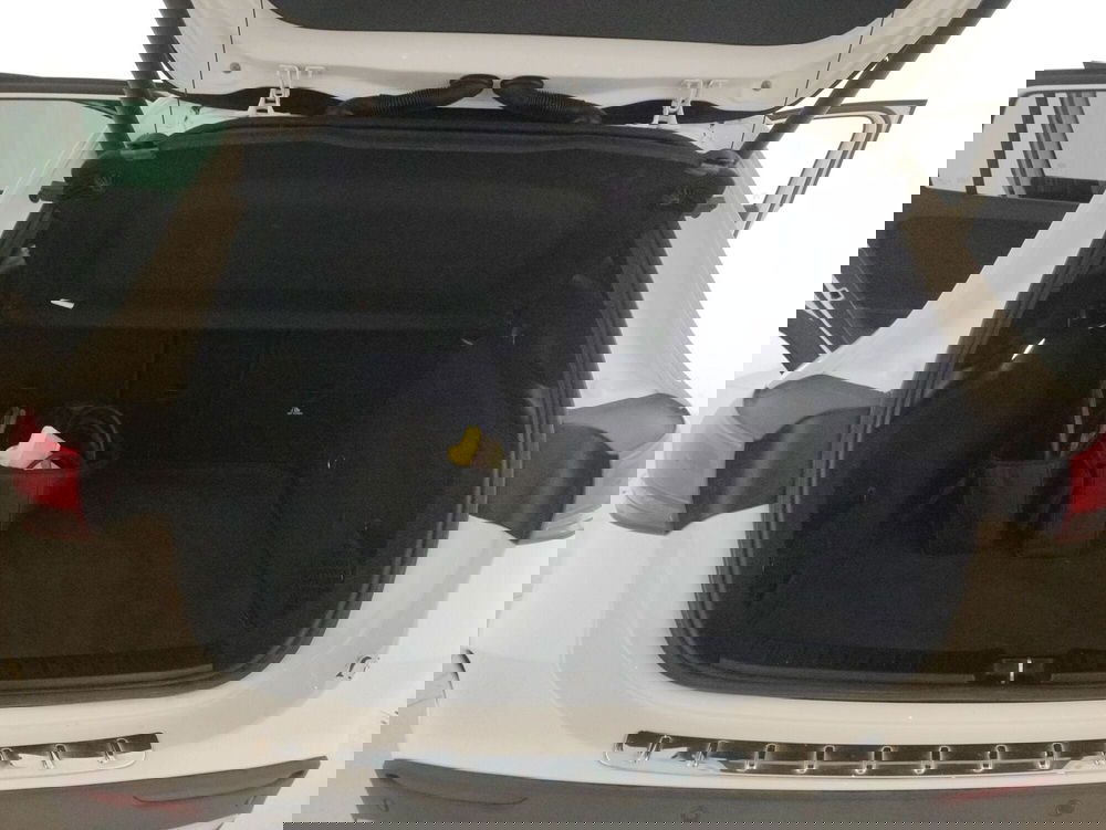 Mercedes-Benz GLA SUV usata a Alessandria (11)