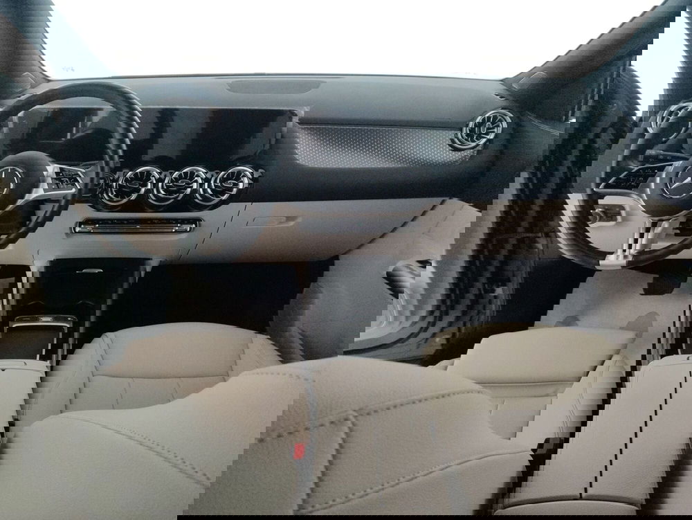 Mercedes-Benz EQA usata a Alessandria (8)