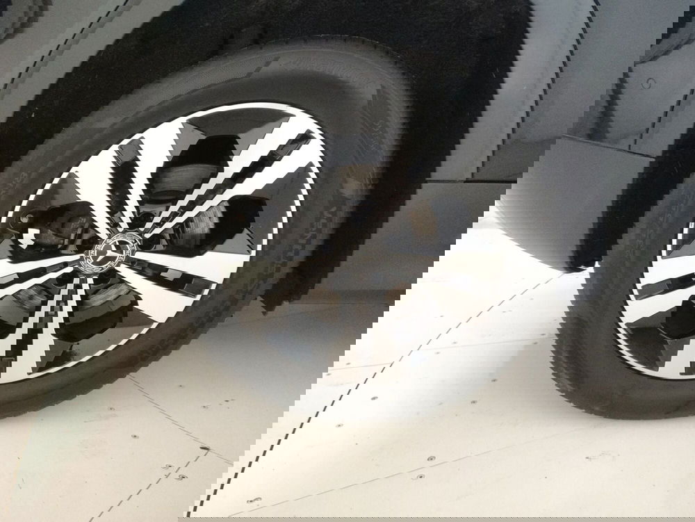 Mercedes-Benz GLB usata a Alessandria (14)