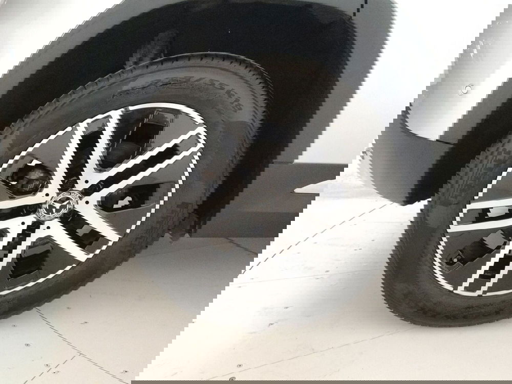 Mercedes-Benz GLA SUV usata a Alessandria (14)