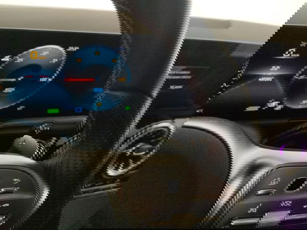 Mercedes-Benz EQA usata a Alessandria (9)