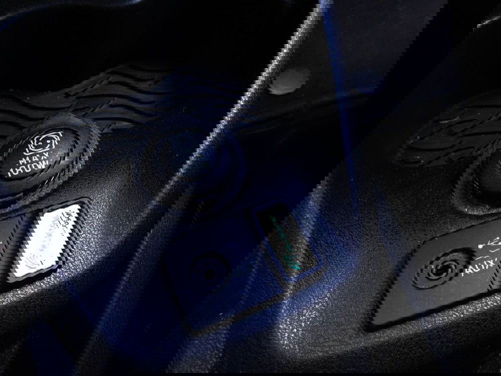 Lancia Ypsilon usata a Padova (17)