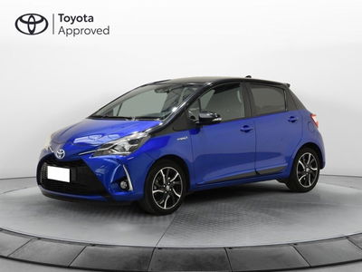 Toyota Yaris 1.5 Hybrid 5 porte Lounge Blue del 2017 usata a Latina