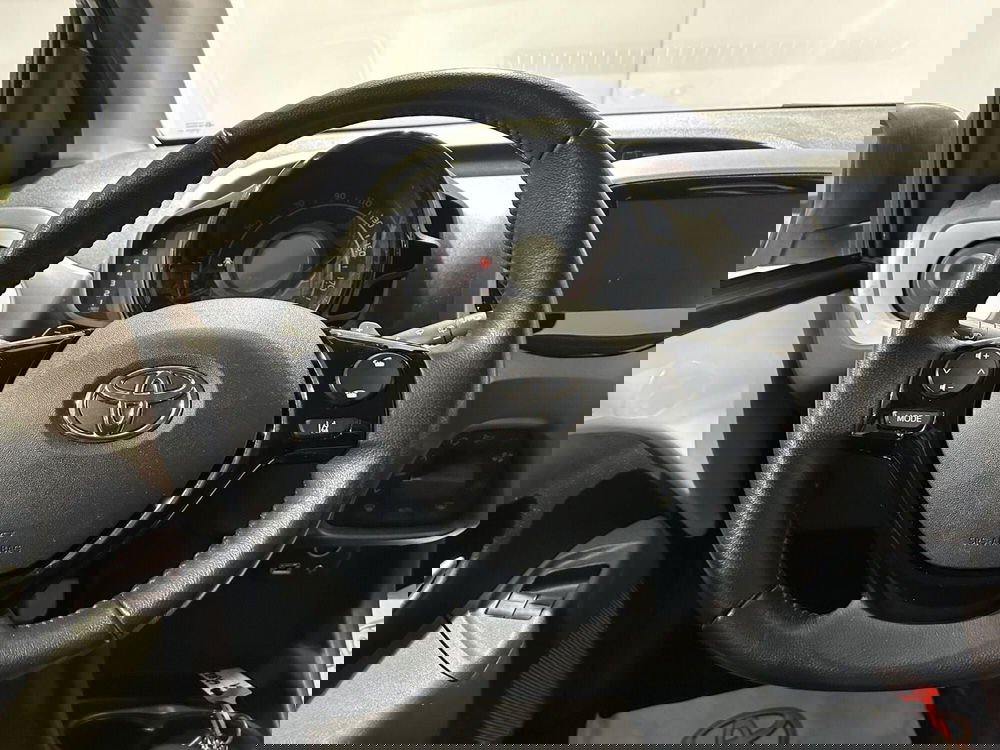 Toyota Aygo usata a Milano (10)