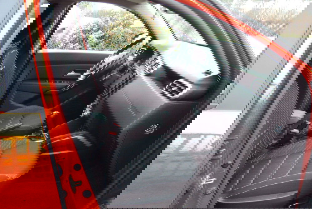 Dacia Duster usata a Bologna (7)