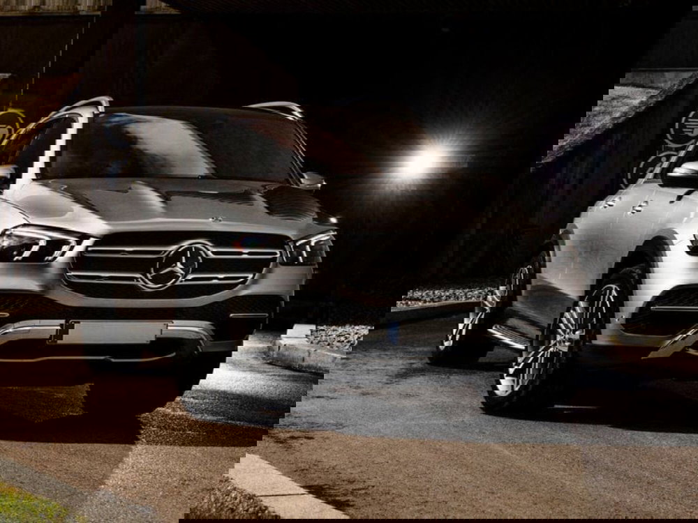 Mercedes-Benz GLE SUV nuova a Grosseto (5)