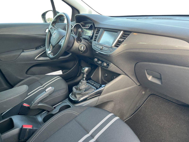 Opel Crossland usata a Bari (9)