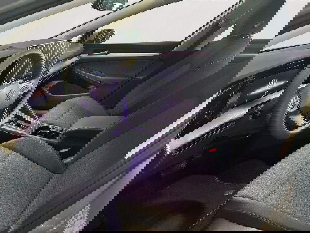 Volkswagen Golf Variant nuova a Padova (7)