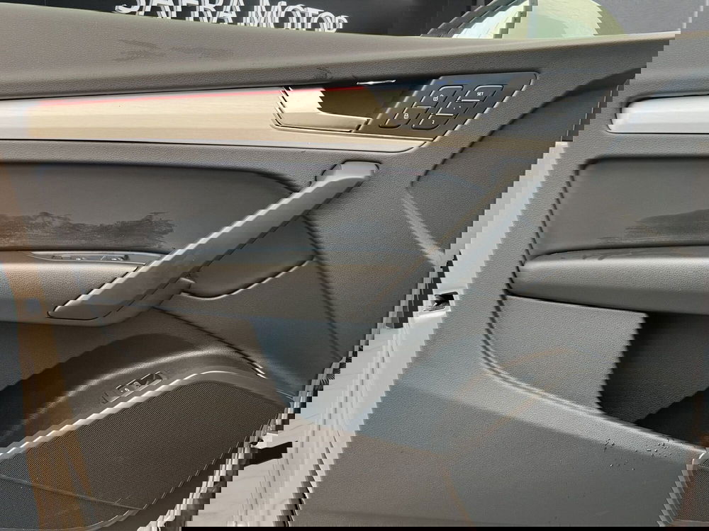 Audi Q5 Sportback usata a Cosenza (12)