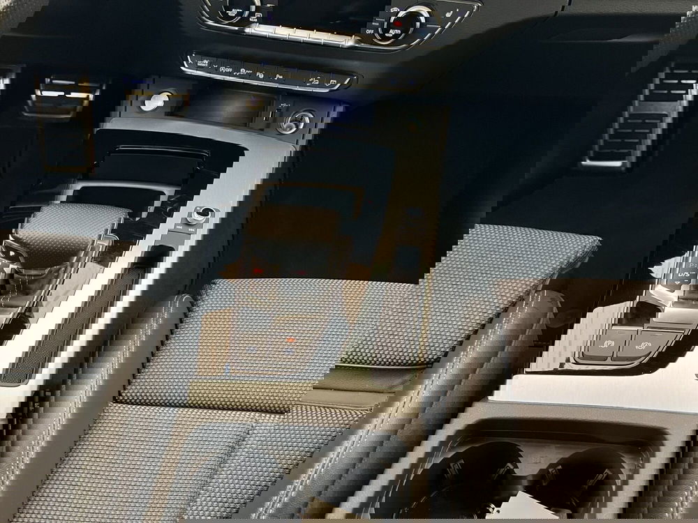 Audi Q5 Sportback usata a Cosenza (15)