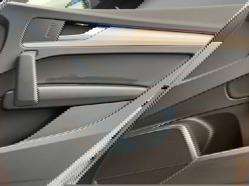 Audi Q5 Sportback usata a Cosenza (17)