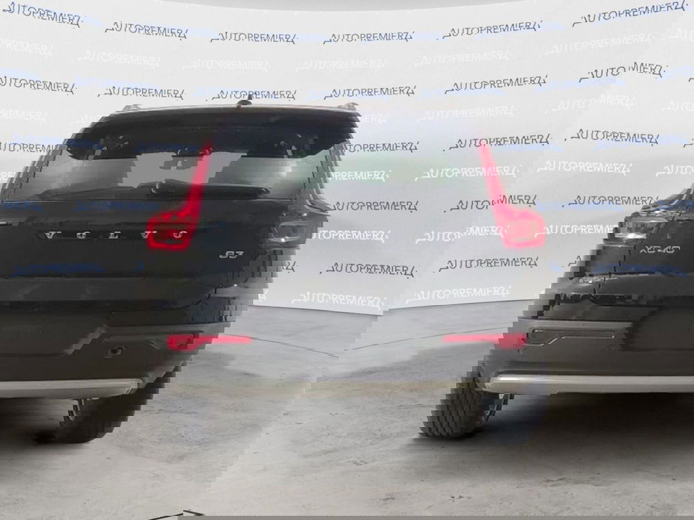 Volvo XC40 usata a Como (4)