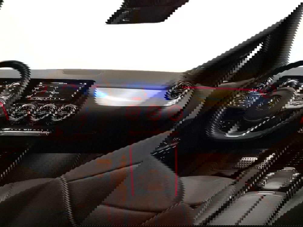 Mercedes-Benz EQA usata a Ancona (10)