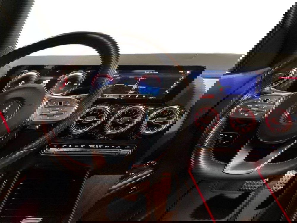 Mercedes-Benz EQA usata a Ancona (11)