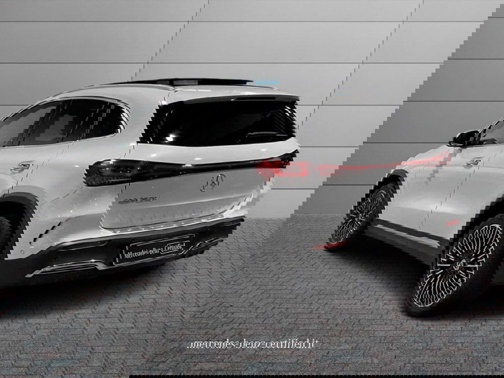 Mercedes-Benz EQA usata a Ancona (3)
