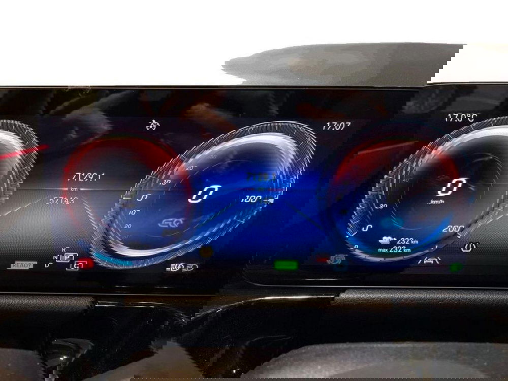 Mercedes-Benz EQA usata a Ancona (9)