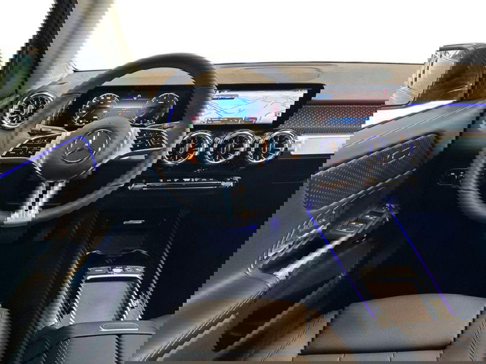 Mercedes-Benz GLB nuova a Rimini (11)