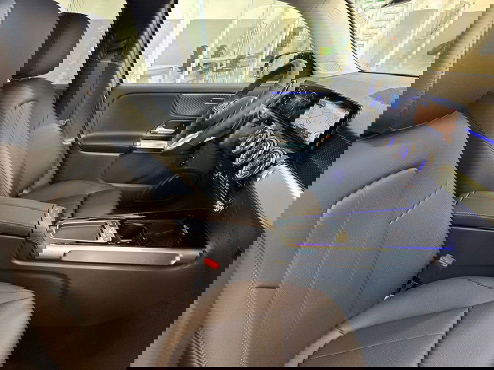 Mercedes-Benz GLB nuova a Rimini (14)