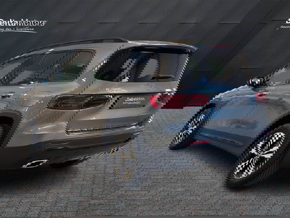 Mercedes-Benz GLB nuova a Rimini (3)