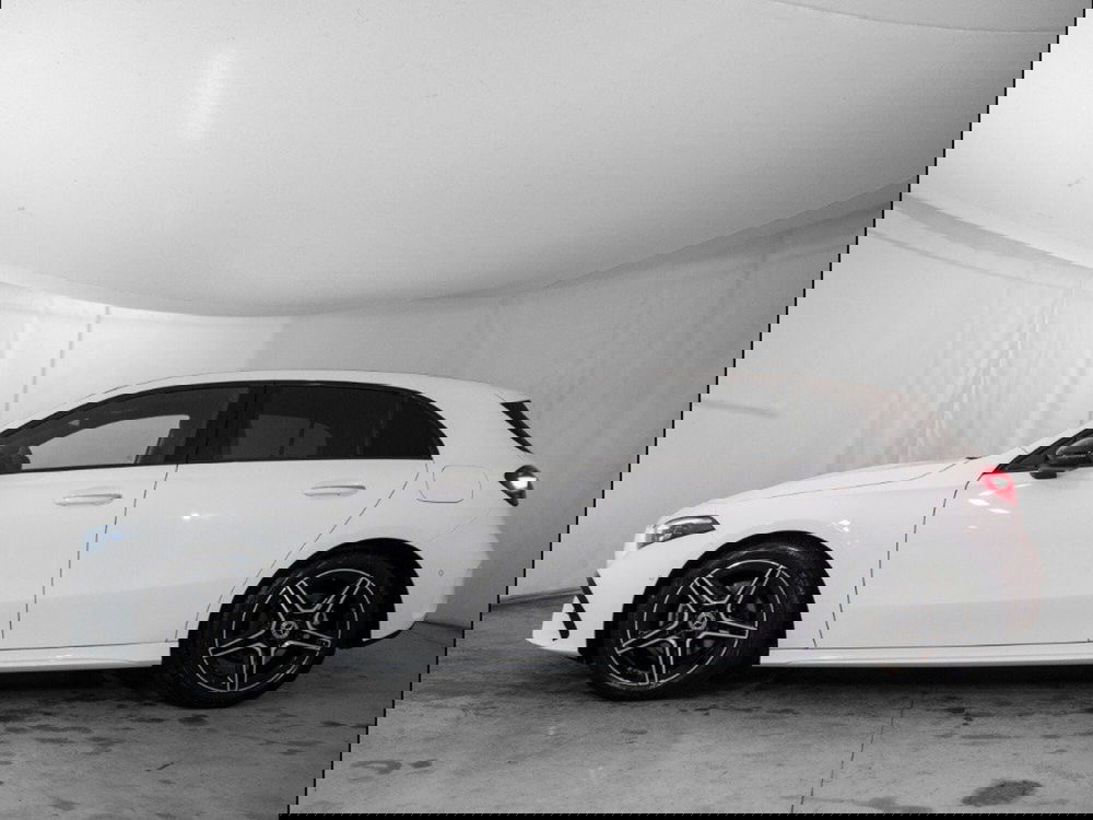 Mercedes-Benz Classe A Sedan nuova a Macerata (2)