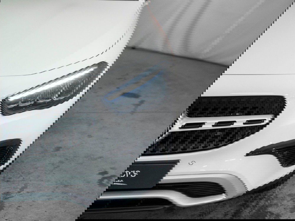 Mercedes-Benz GLA SUV nuova a Macerata (6)