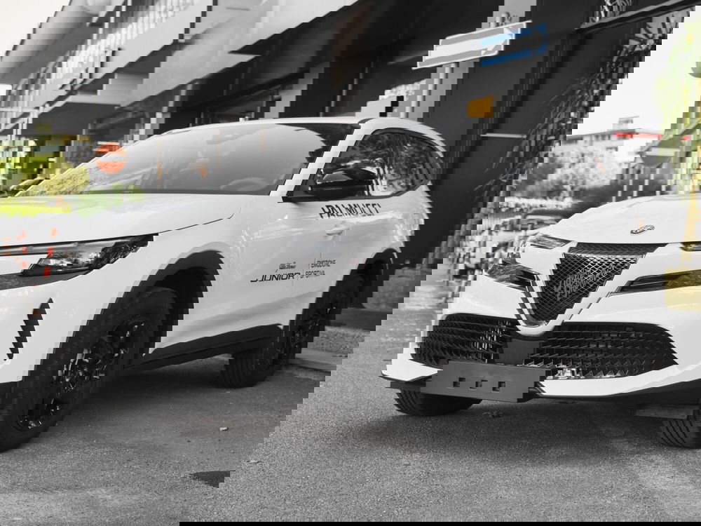 Alfa Romeo Junior nuova a Prato (2)