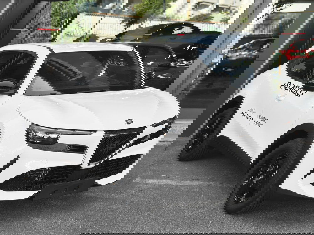 Alfa Romeo Junior nuova a Prato (4)