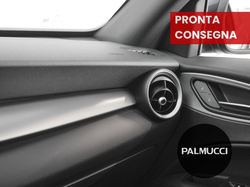 Alfa Romeo Stelvio usata a Prato (11)