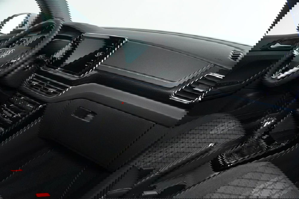 Volkswagen T-Cross nuova a Perugia (12)