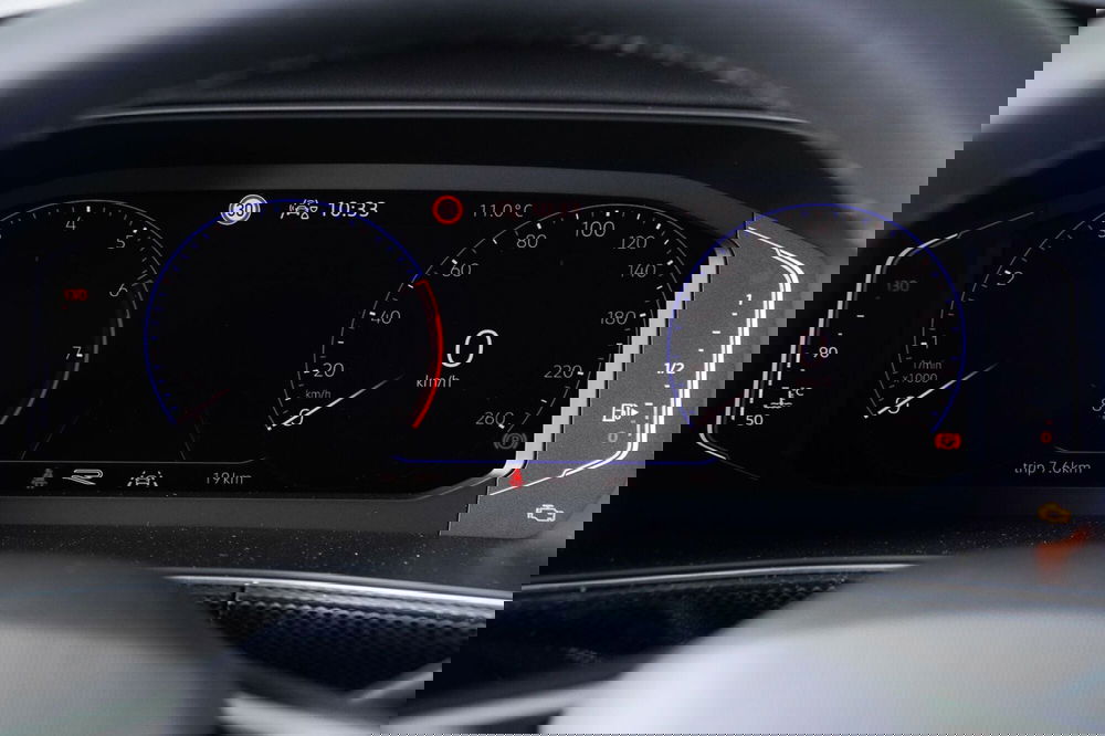 Volkswagen T-Cross nuova a Perugia (17)