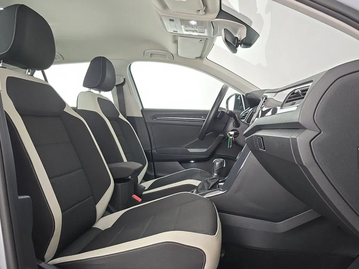 Volkswagen T-Roc usata a Cuneo (12)