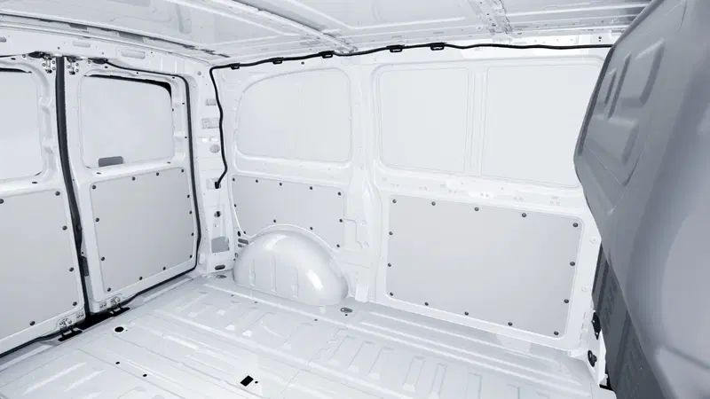 Mercedes-Benz Vito nuova a Milano (7)