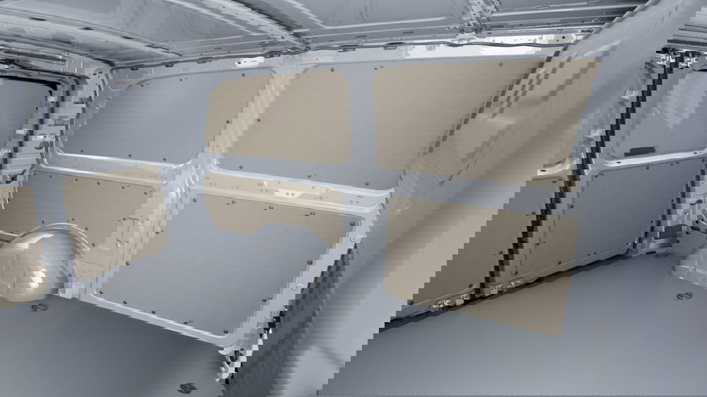 Mercedes-Benz Vito nuova a Milano (7)