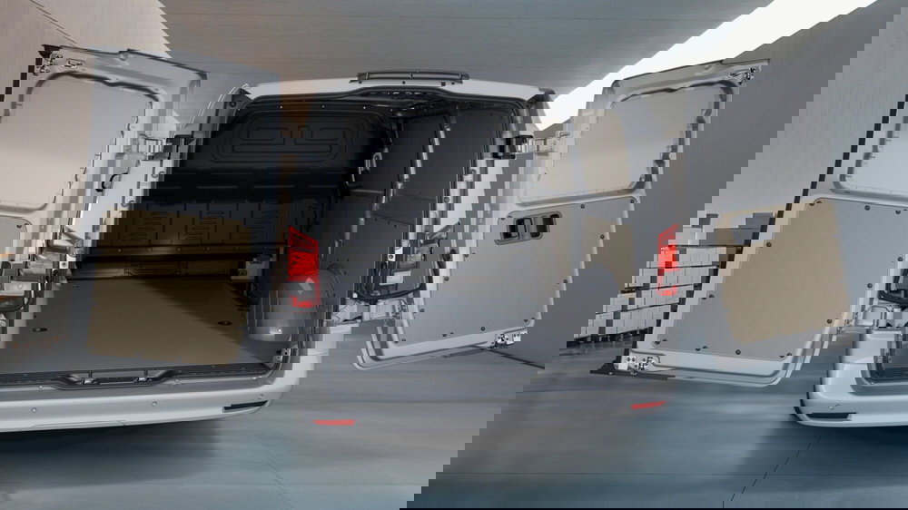 Mercedes-Benz Vito nuova a Milano (8)