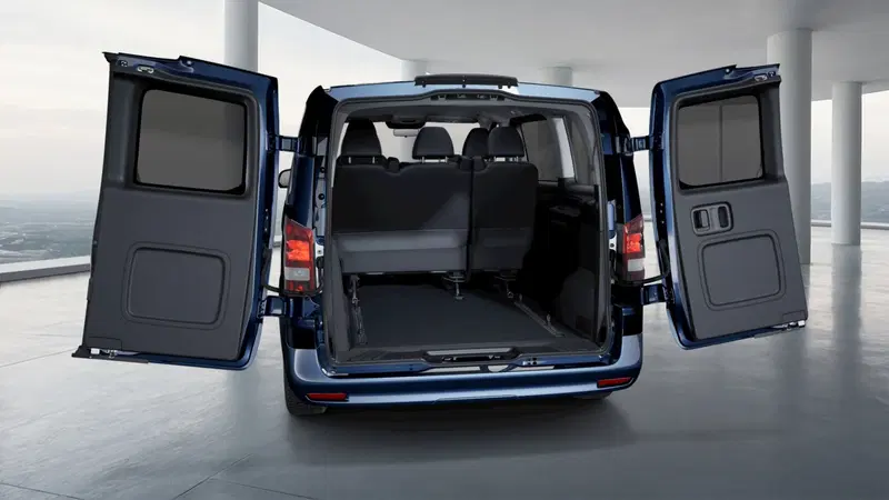 Mercedes-Benz Vito nuova a Milano (8)