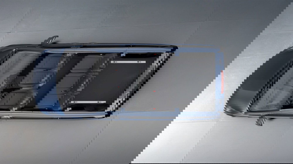 Mercedes-Benz Vito nuova a Milano (9)